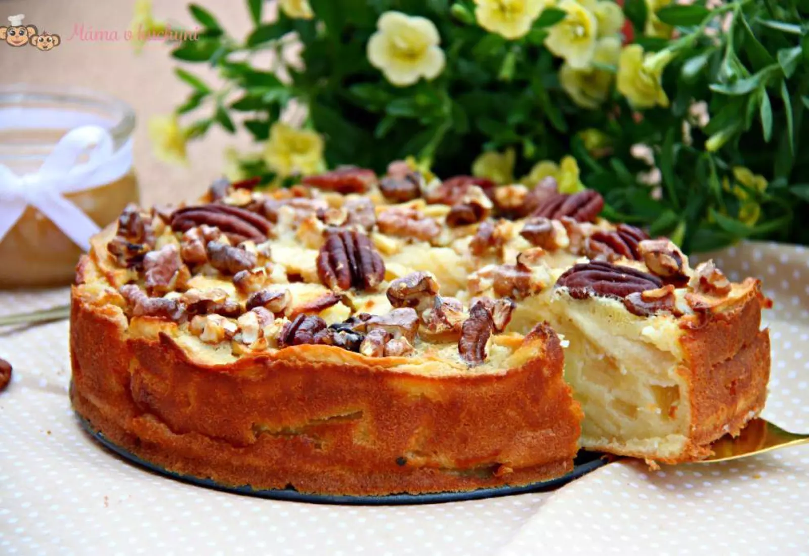 Jablečný koláč s karamelem (od 1 roku)